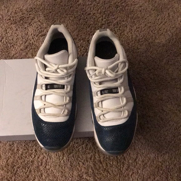 Jordan 11 low blue snakeskin - Picture 2 of 3